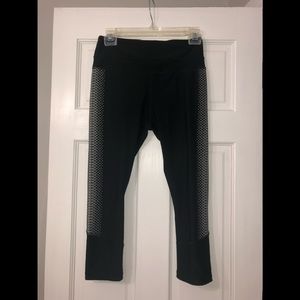 DONATED Reebok cropped leggings